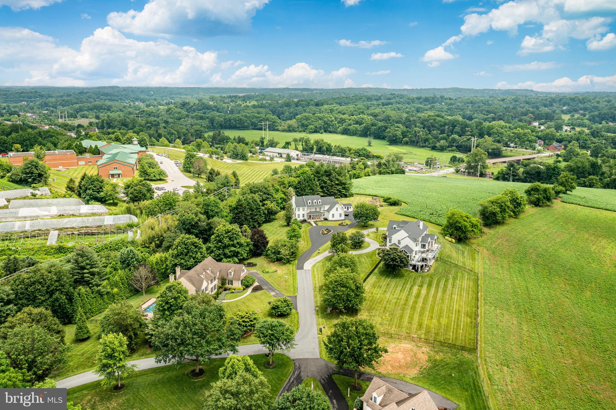 HILLHURST - Residential