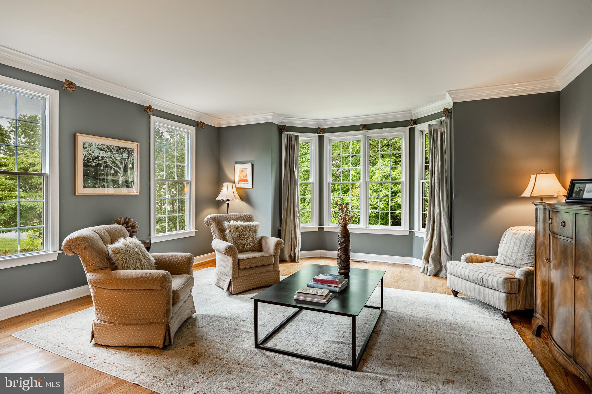 HILLHURST - Residential