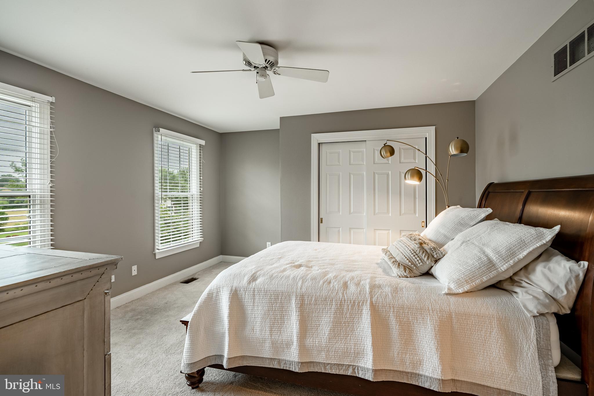 HILLHURST - Residential