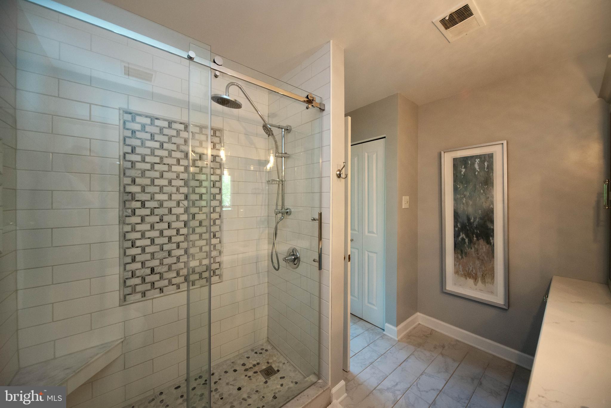 ANCHORAGE TOWERS - Residential