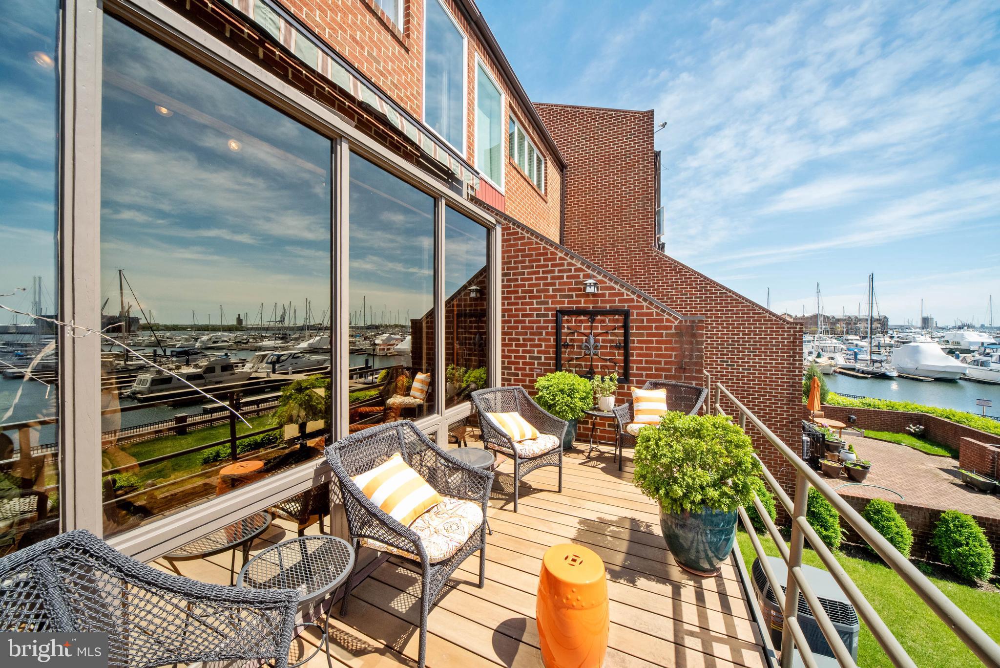 ANCHORAGE TOWERS - Residential