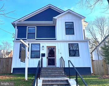 Single Family Residence at 4244 ALTON PLACE NW