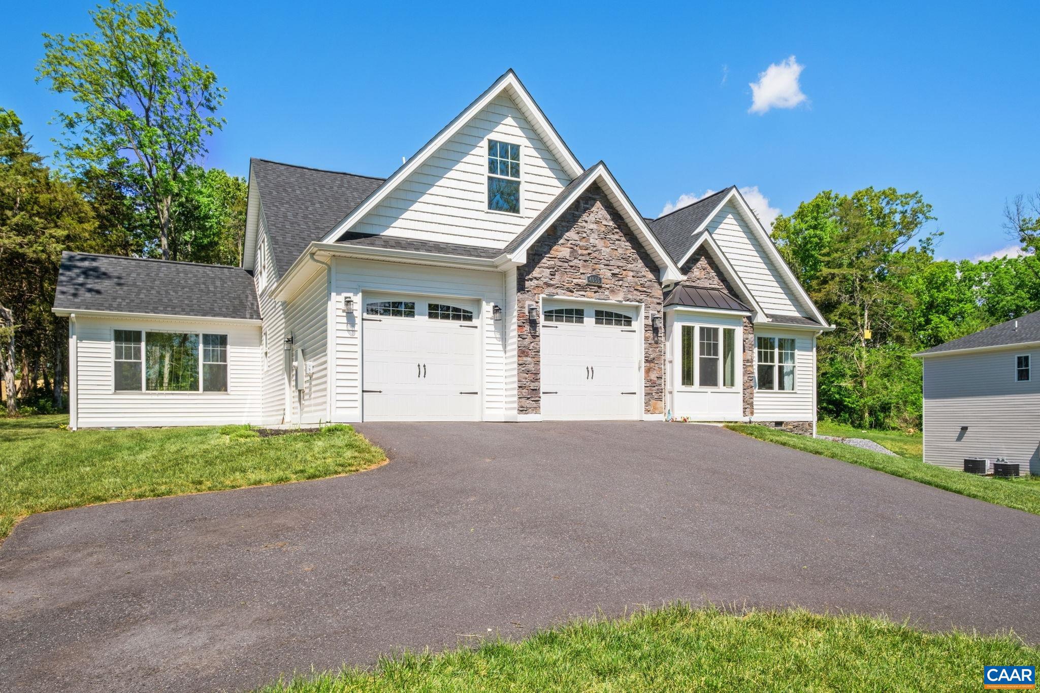 MEADOWBROOK - Residential