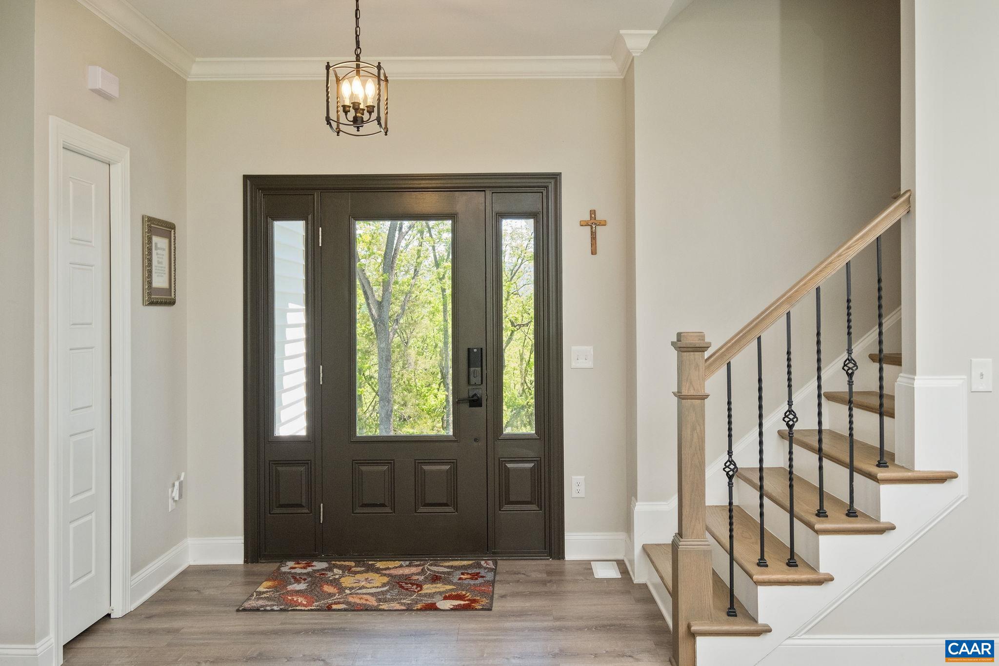 MEADOWBROOK - Residential