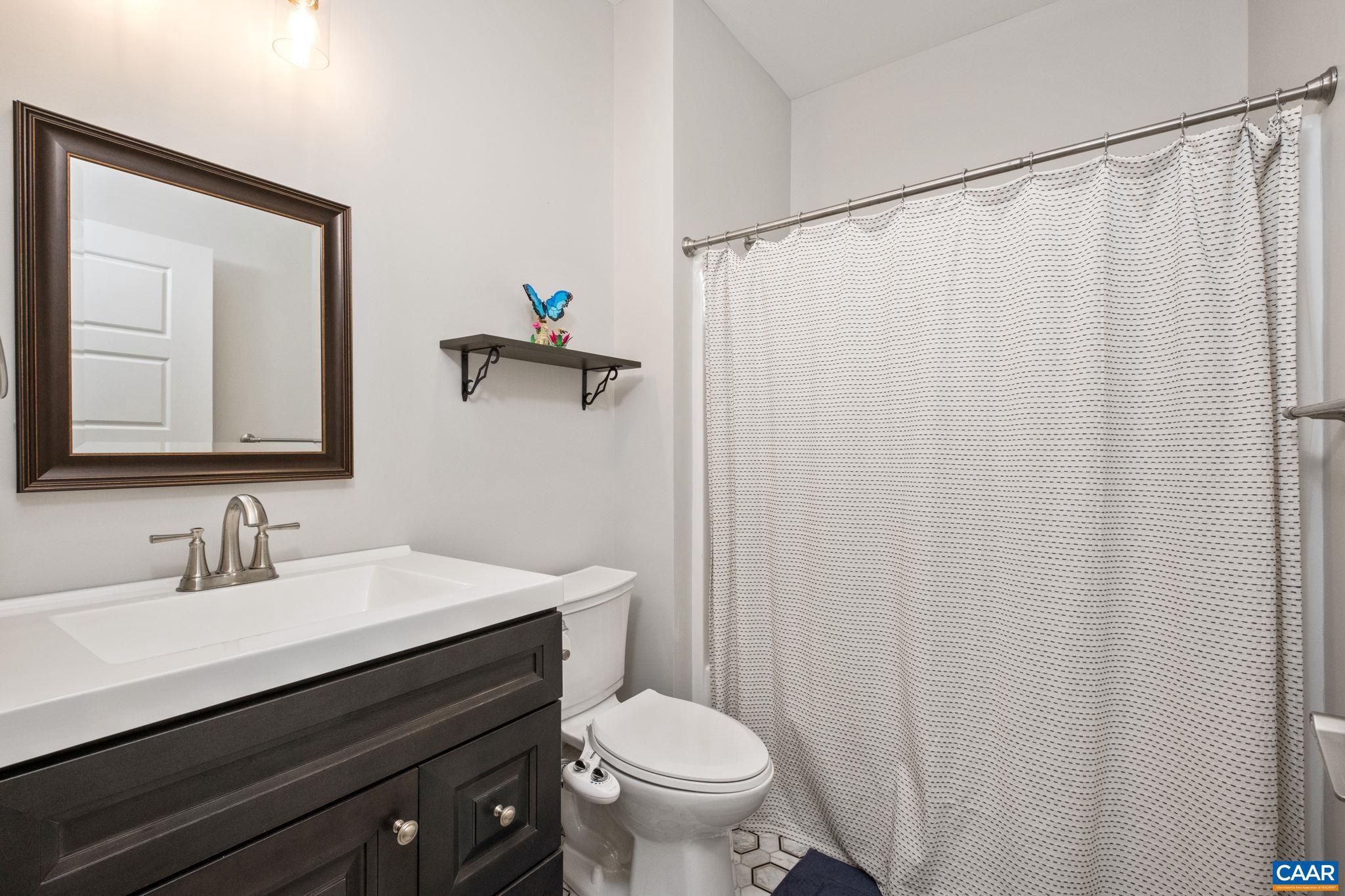 MEADOWBROOK - Residential