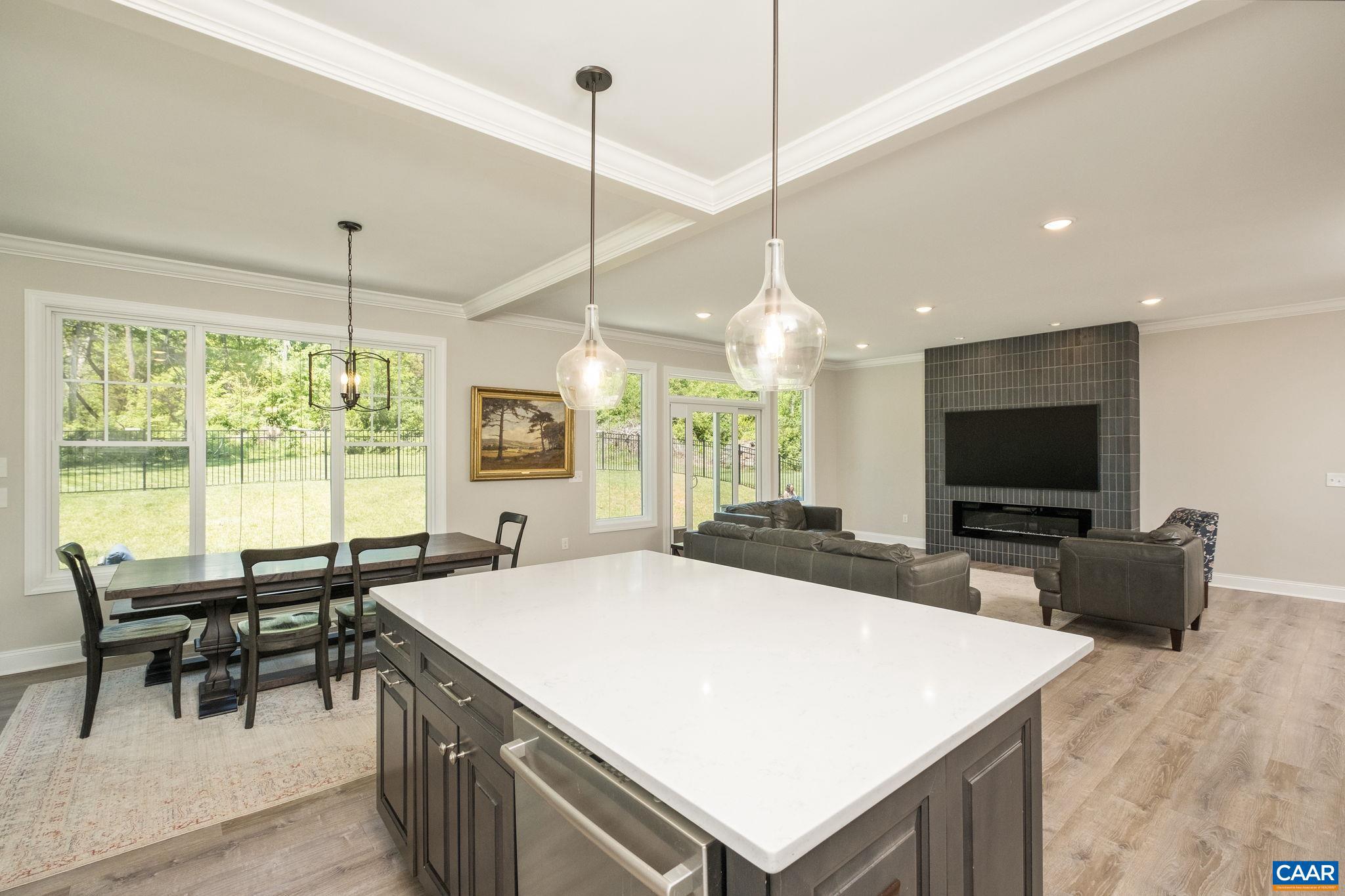 MEADOWBROOK - Residential