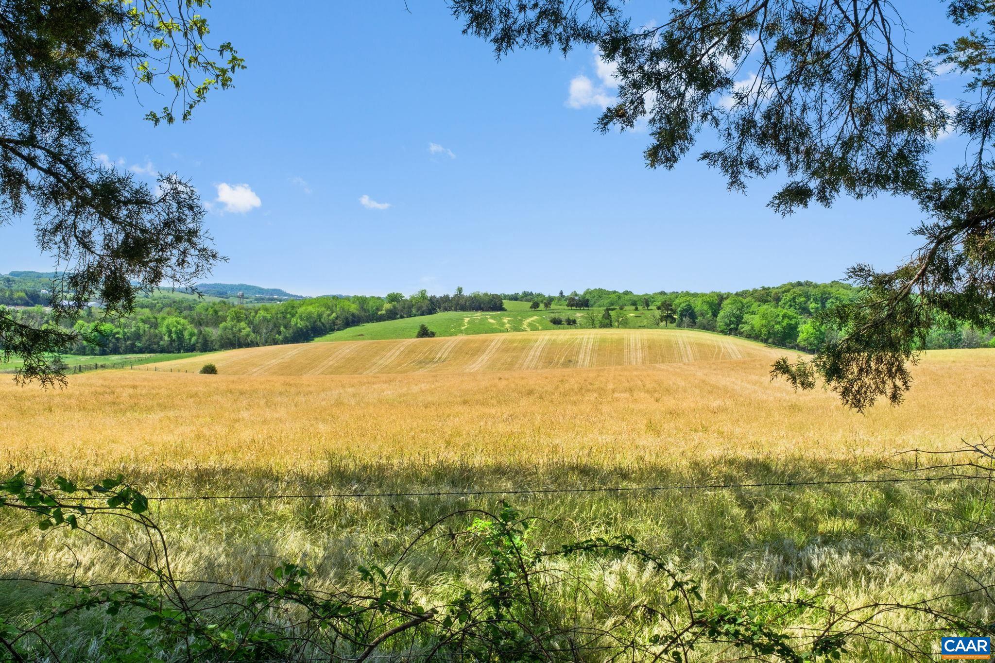 MEADOWBROOK - Residential