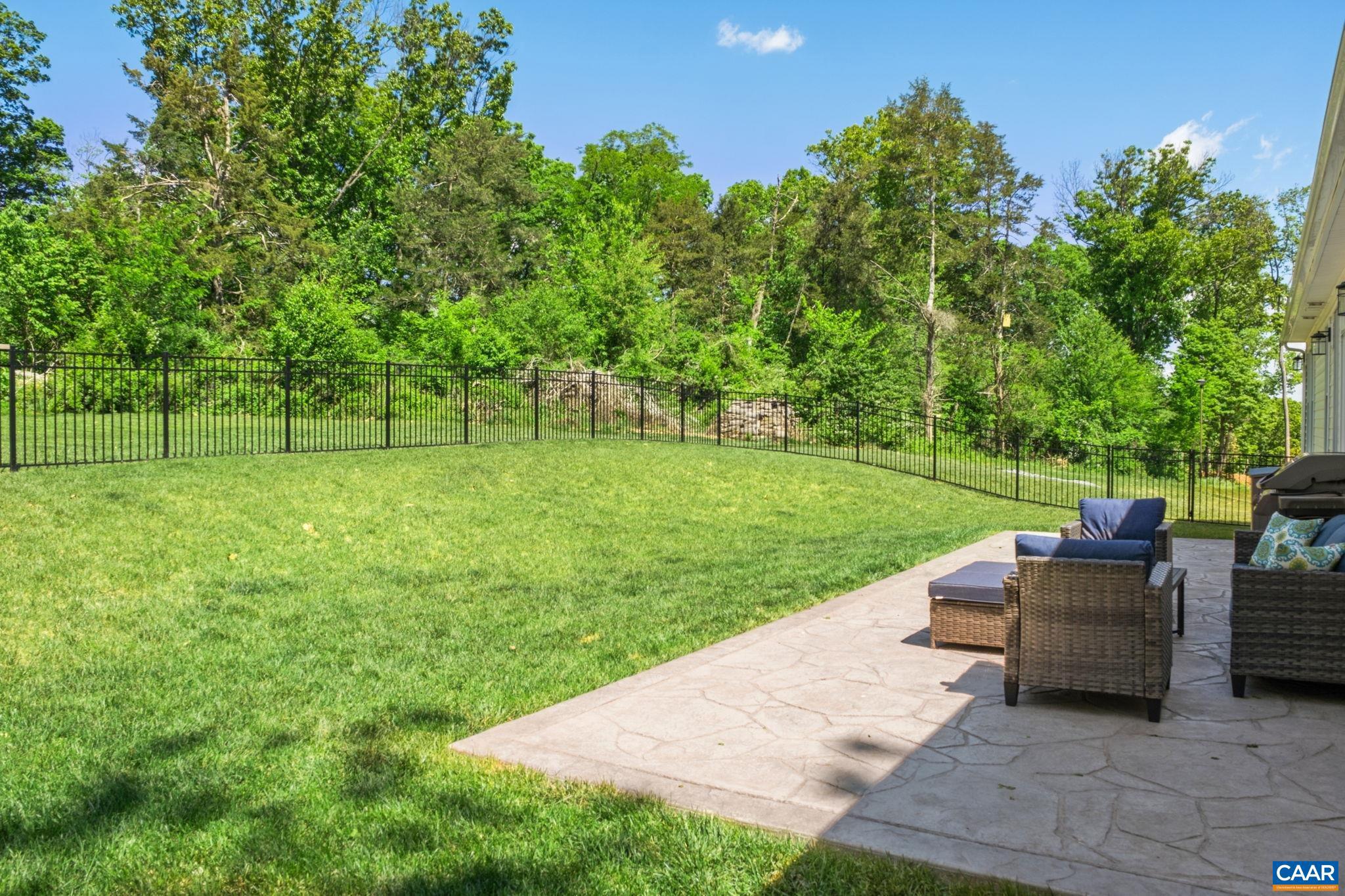 MEADOWBROOK - Residential