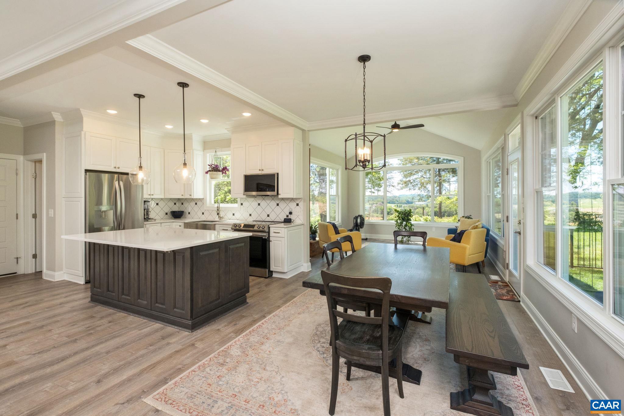 MEADOWBROOK - Residential