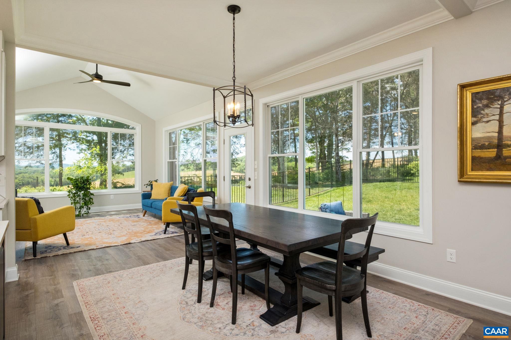 MEADOWBROOK - Residential