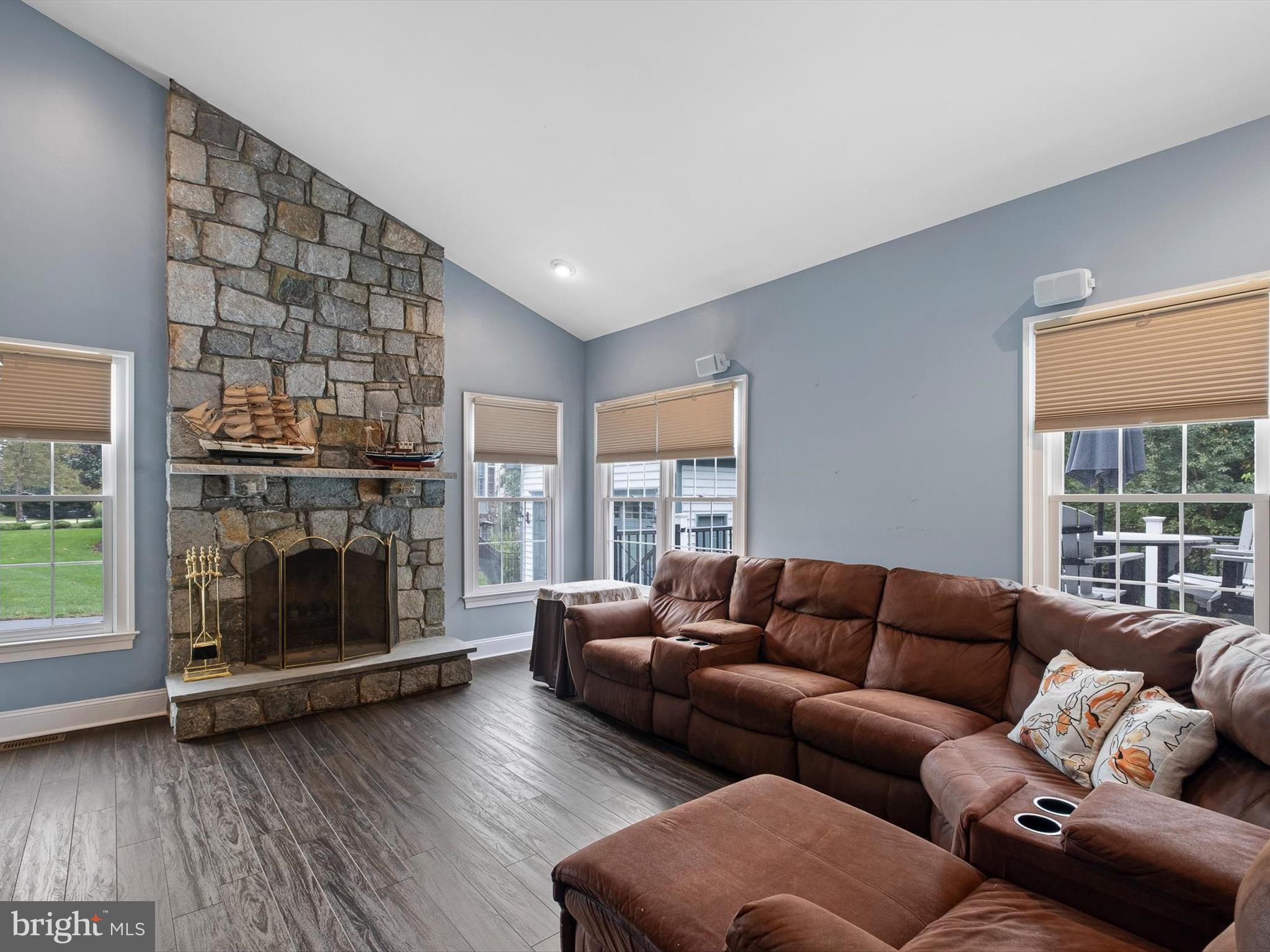 PARKSIDE - Residential