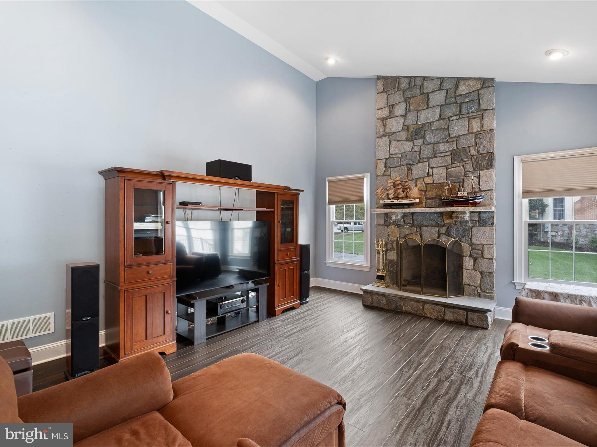 PARKSIDE - Residential