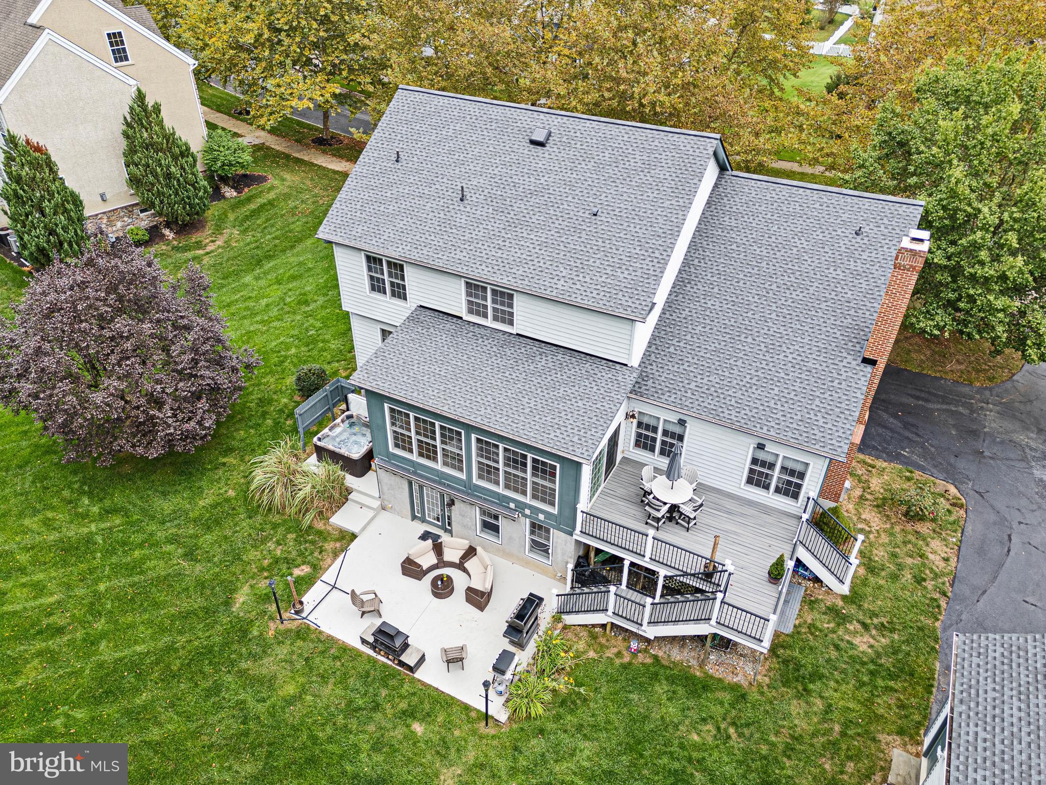 434 SPRING HOLLOW DRIVE