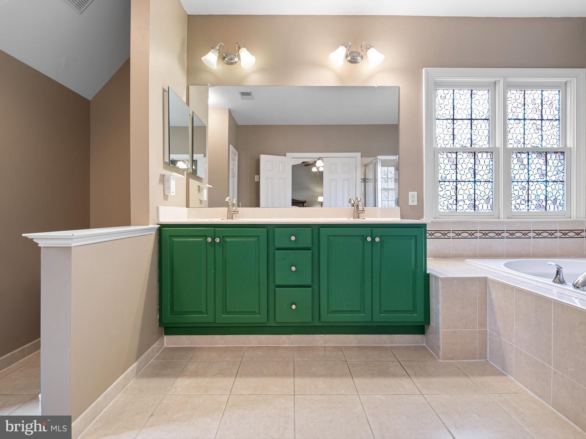 PARKSIDE - Residential