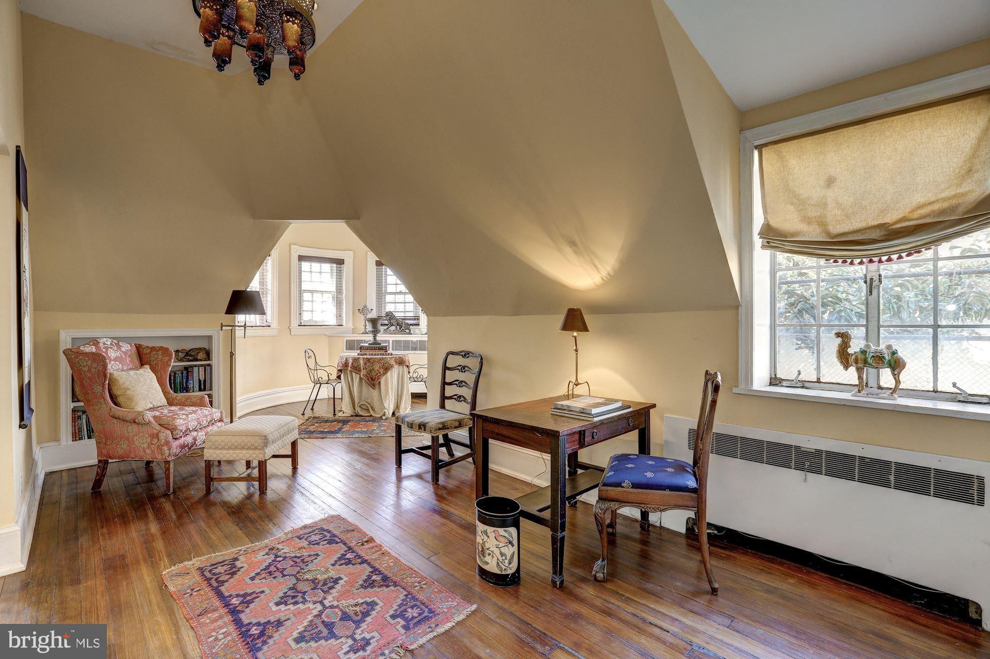 DUPONT CIRCLE - Residential