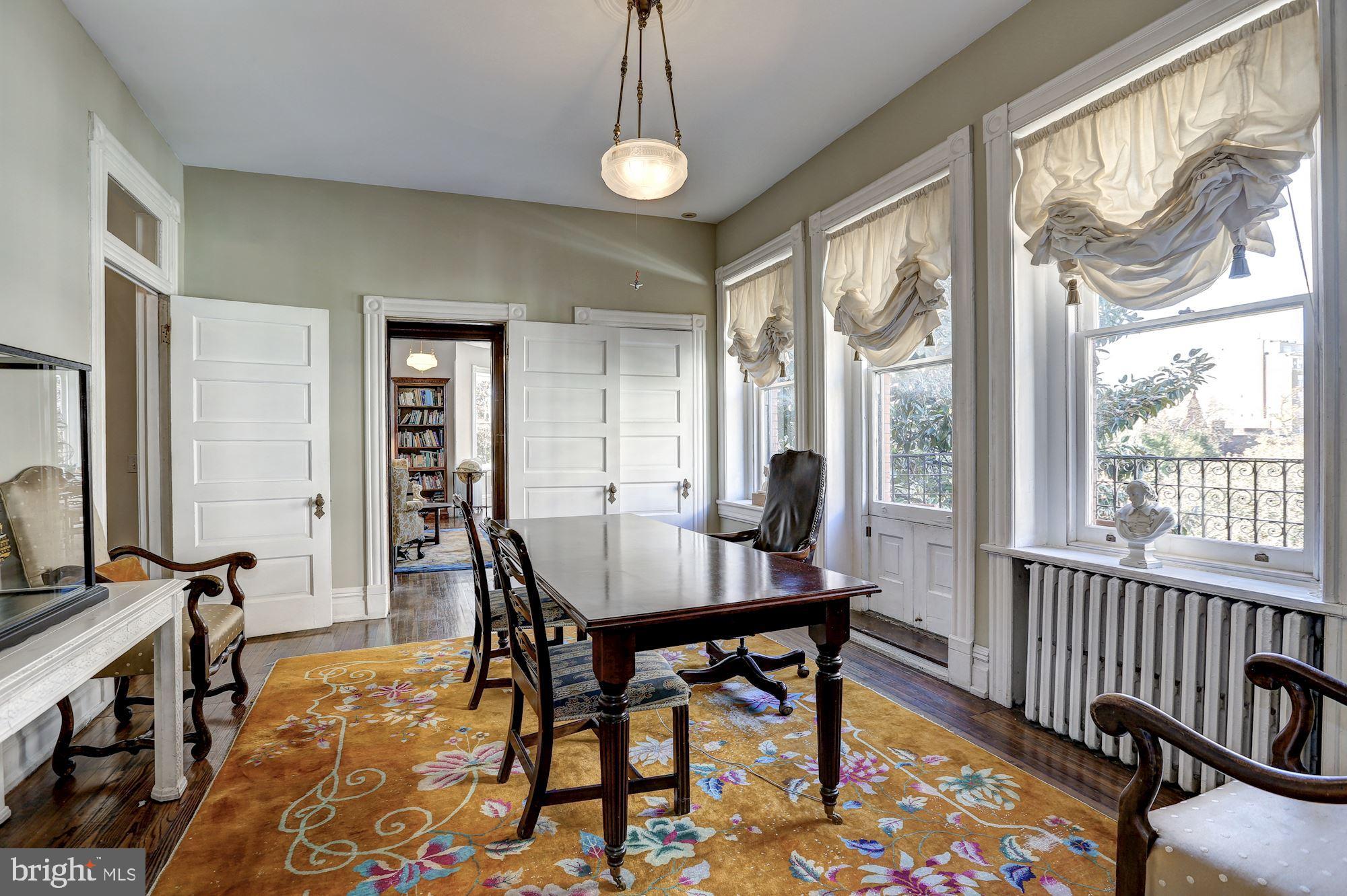 DUPONT CIRCLE - Residential