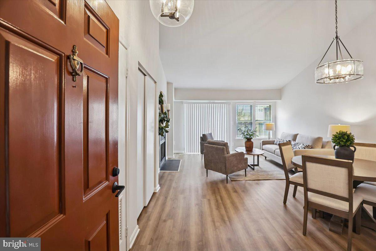 WATERS EDGE - Residential