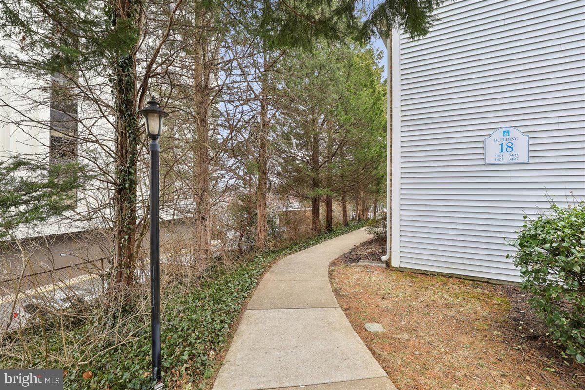 WATERS EDGE - Residential