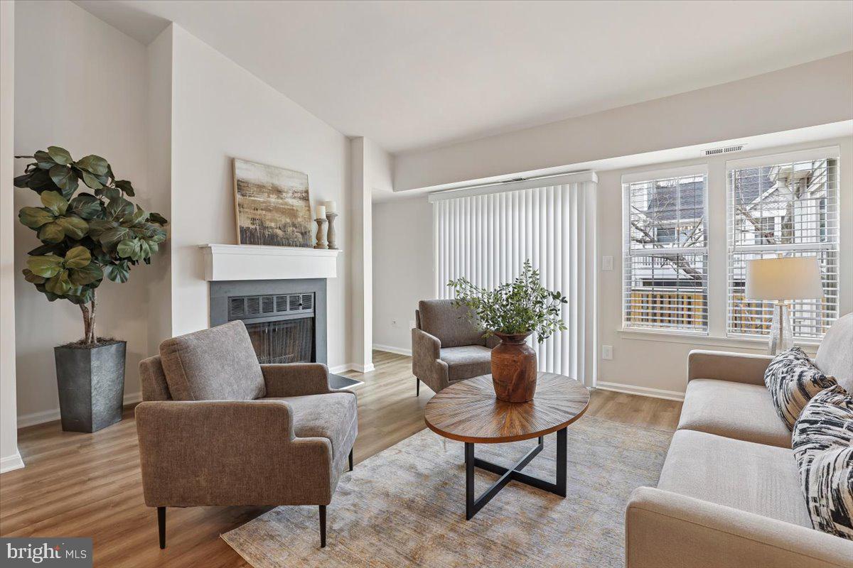 WATERS EDGE - Residential