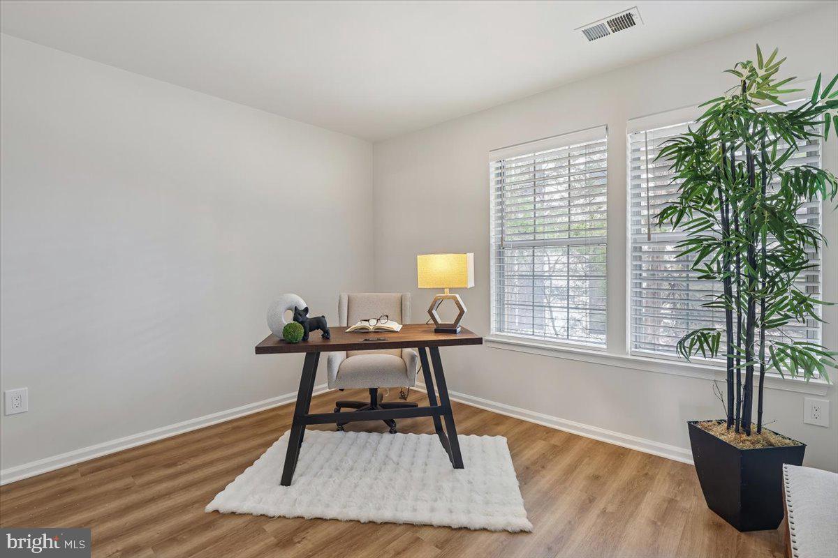 WATERS EDGE - Residential