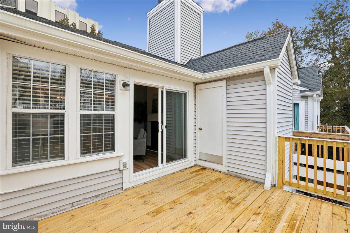 WATERS EDGE - Residential