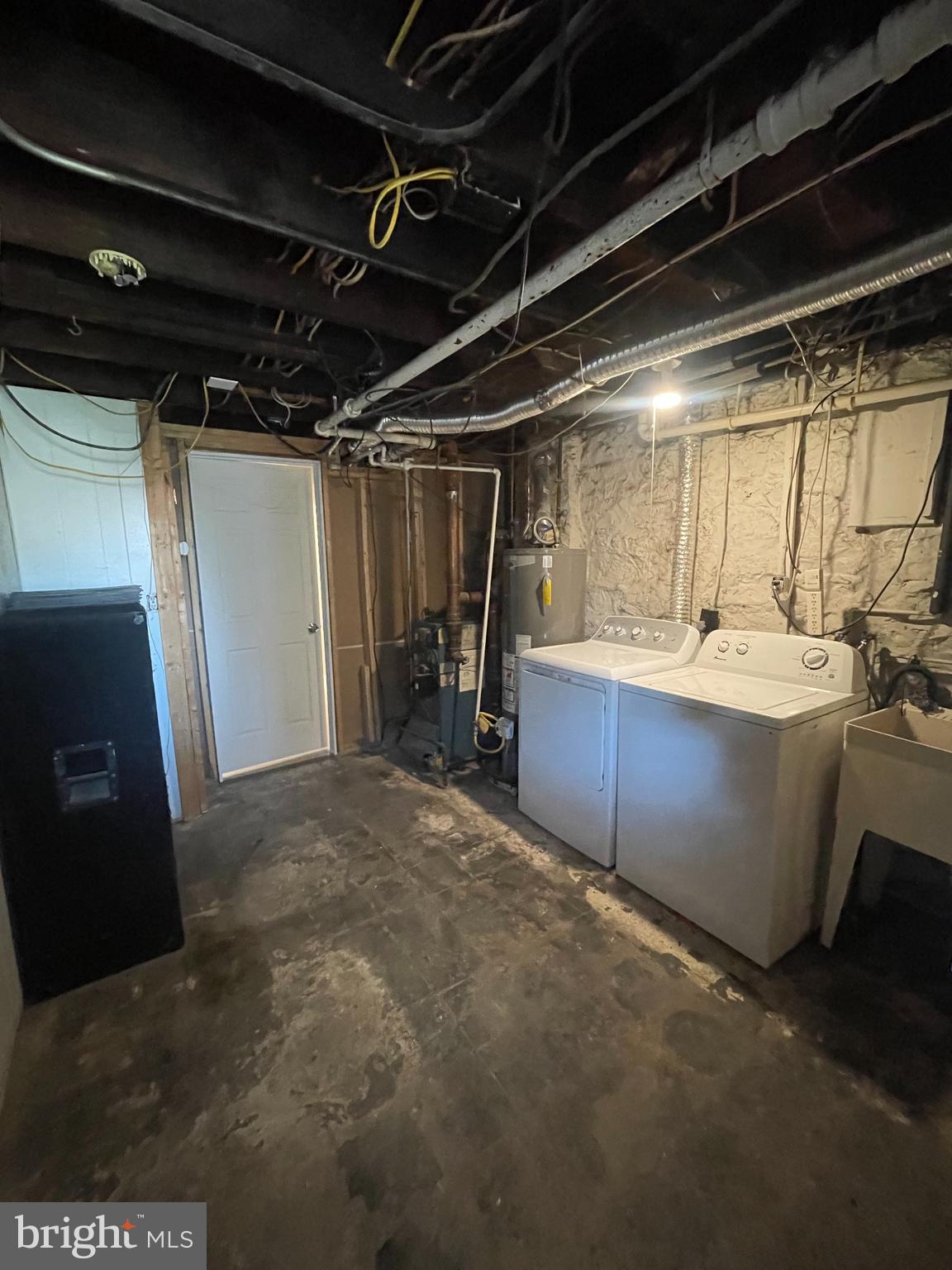 VIOLETVILLE - Residential Lease