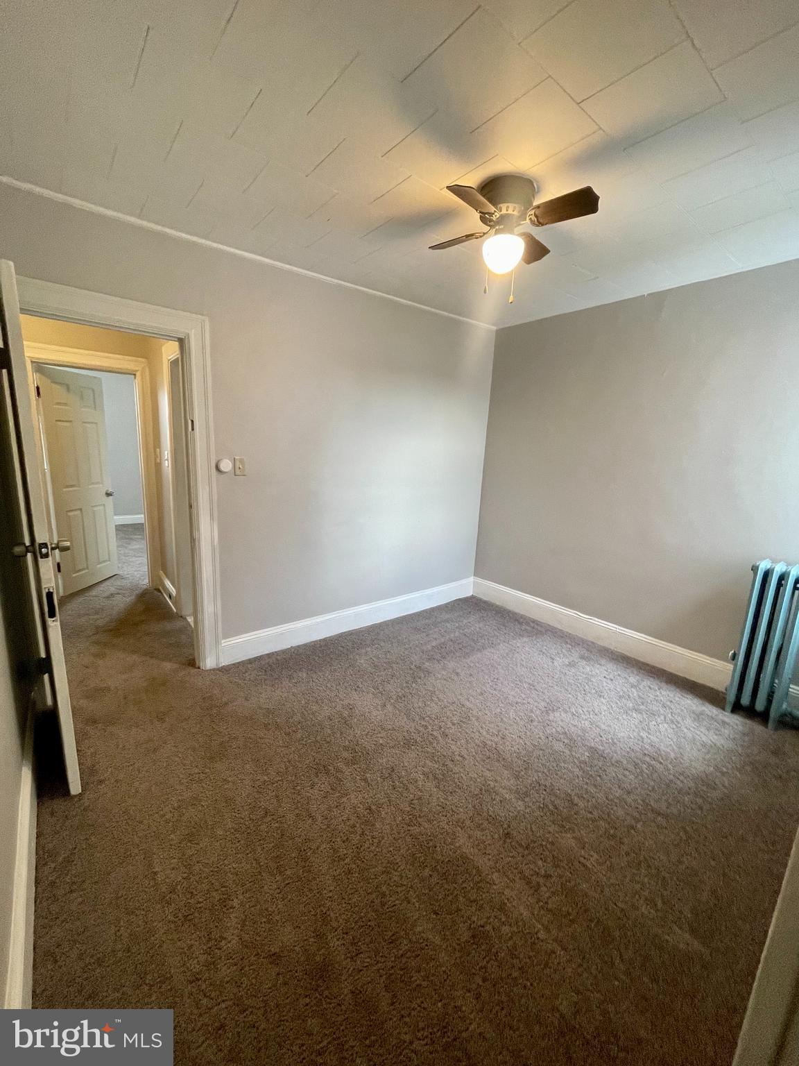 VIOLETVILLE - Residential Lease