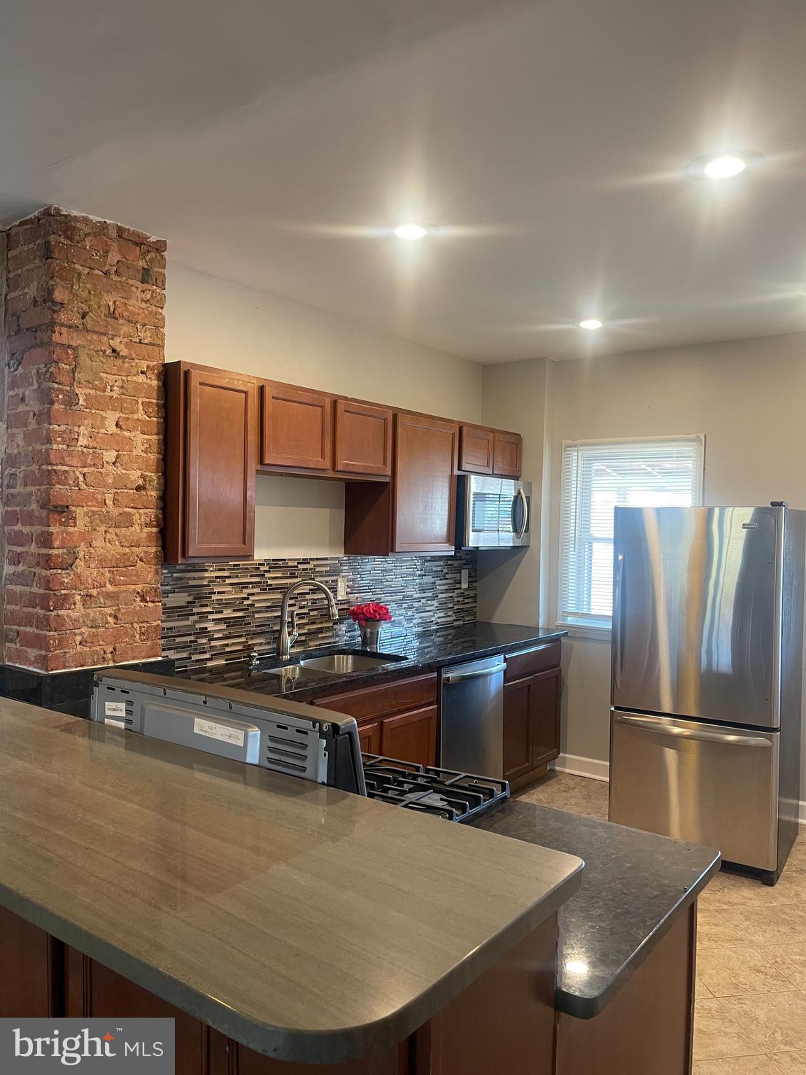 VIOLETVILLE - Residential Lease