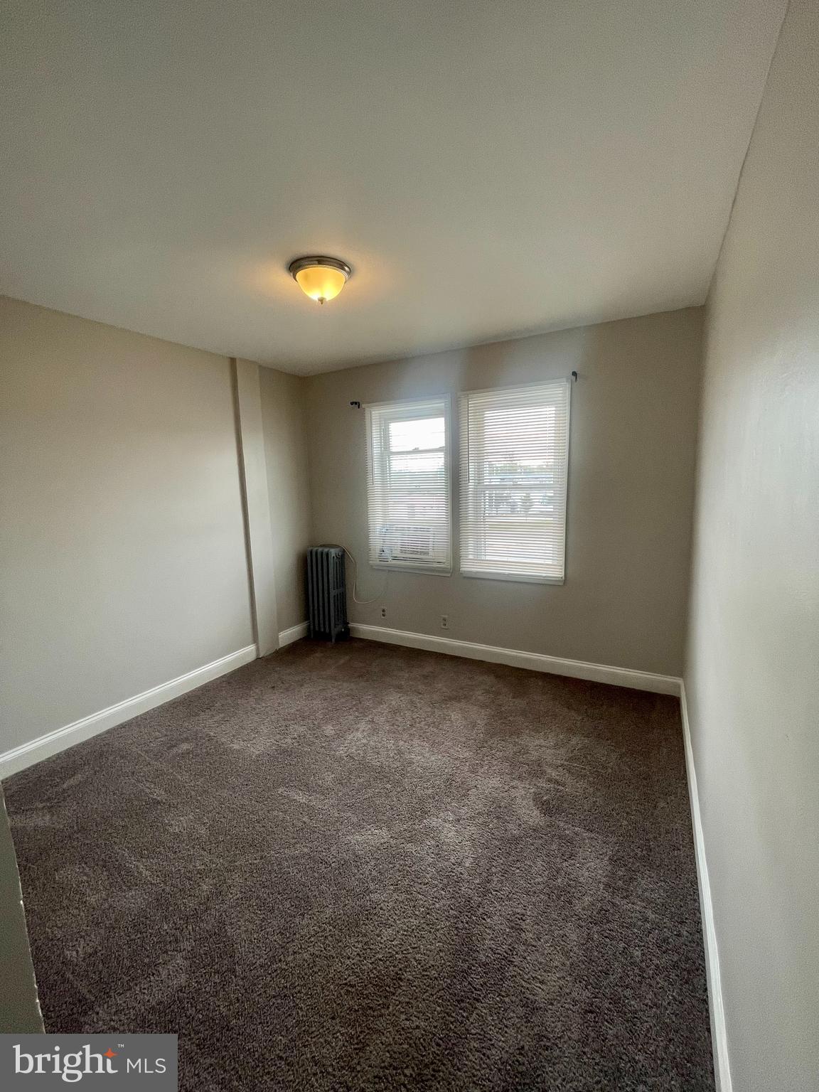 VIOLETVILLE - Residential Lease