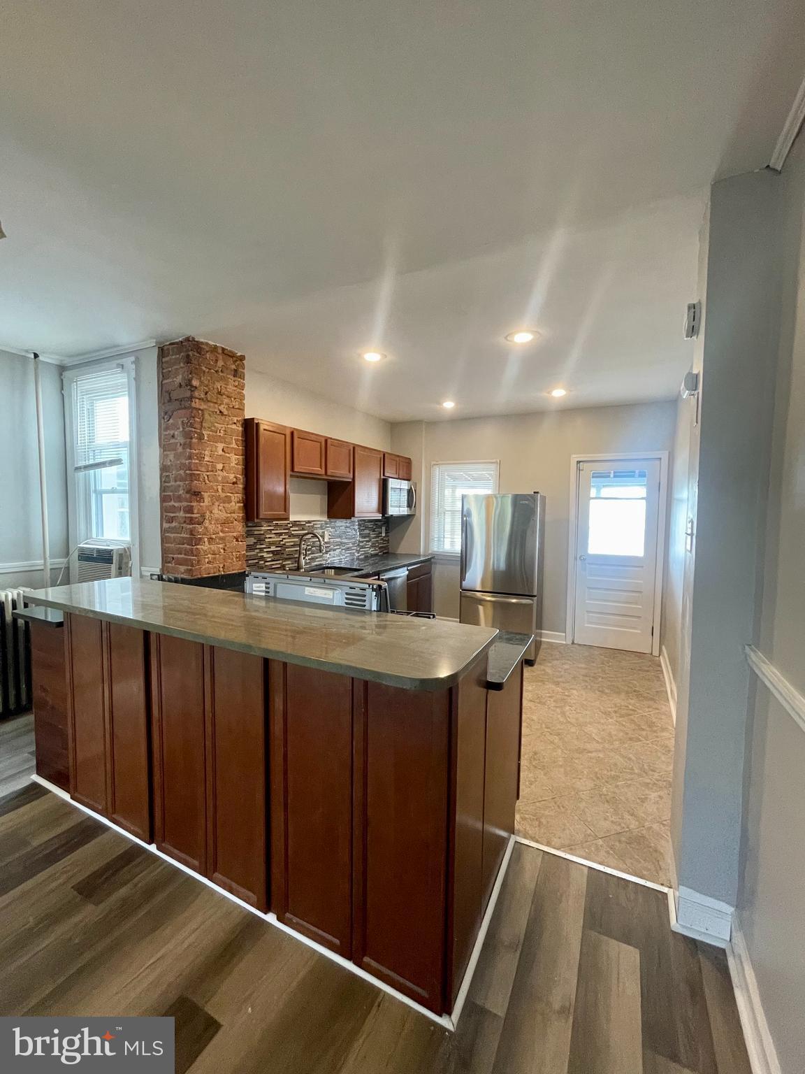 VIOLETVILLE - Residential Lease