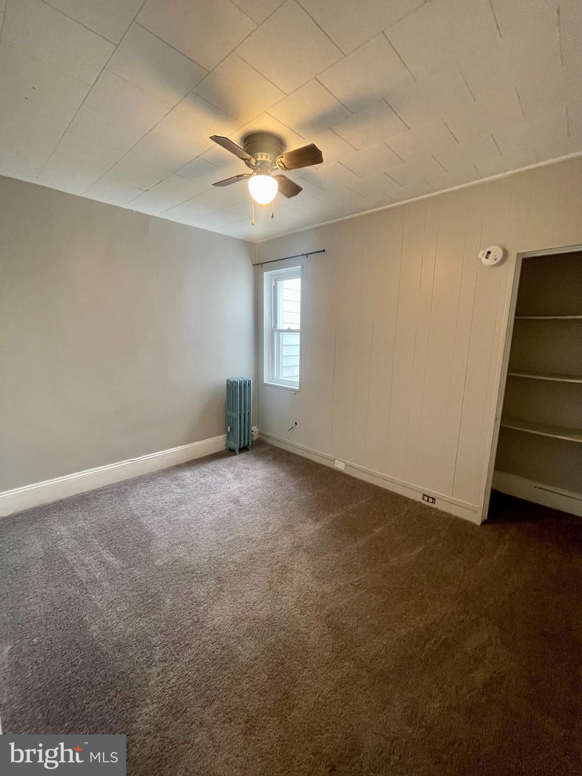 VIOLETVILLE - Residential Lease