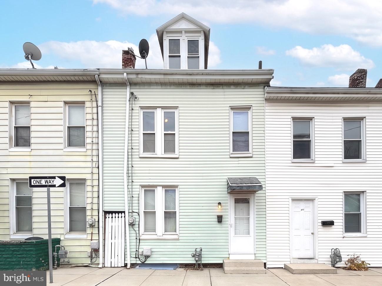 34 N FRANKLIN STREET