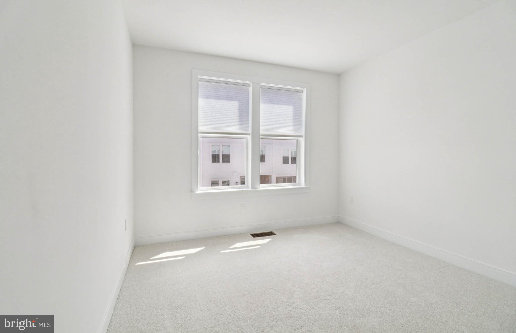 BELMONT OVERLOOK - Residential