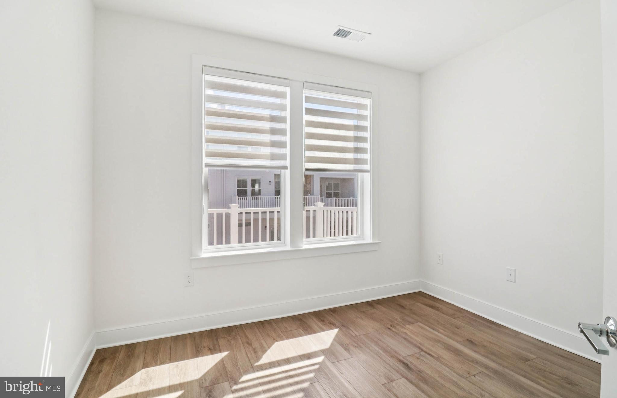 BELMONT OVERLOOK - Residential