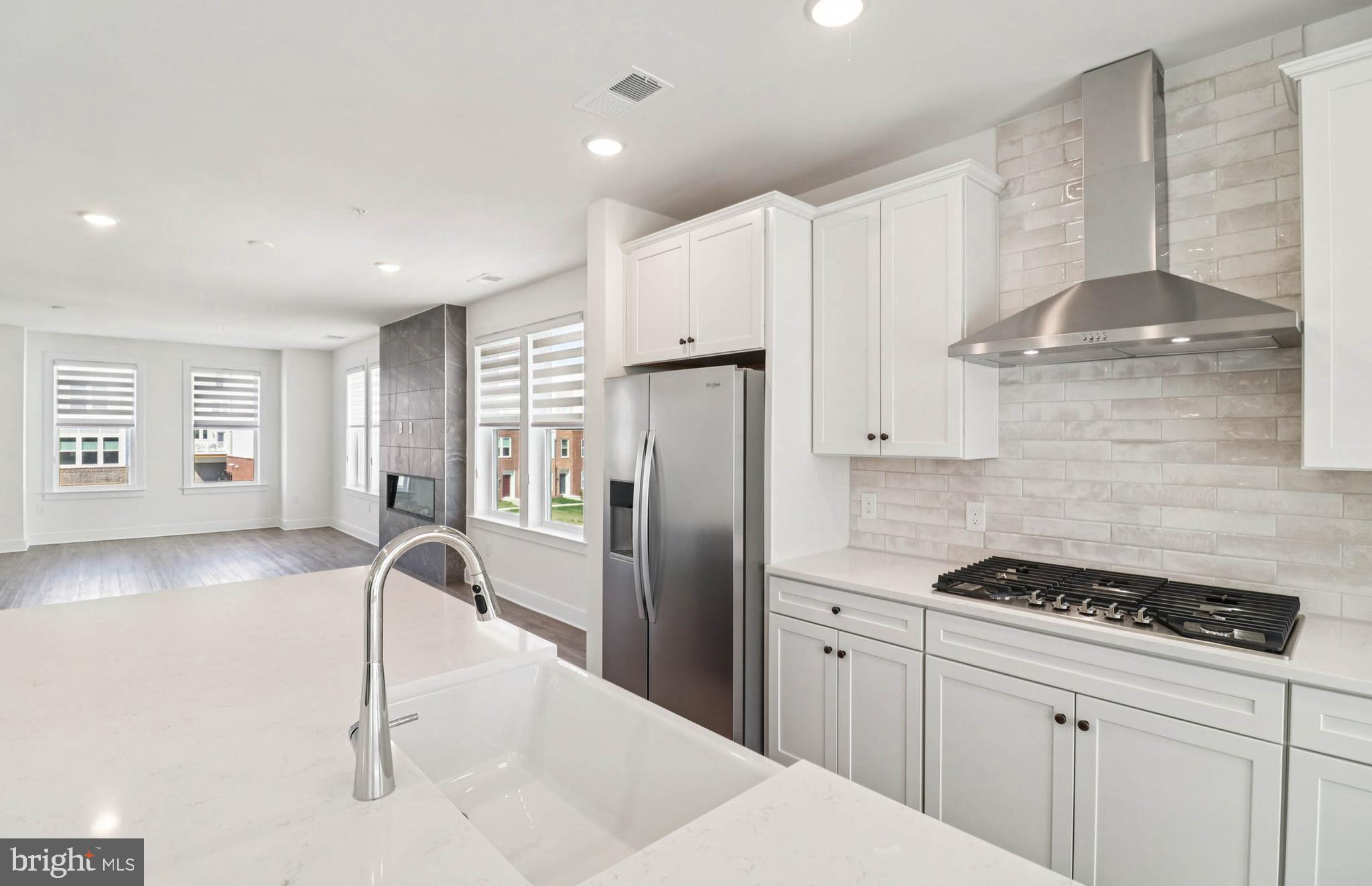 BELMONT OVERLOOK - Residential