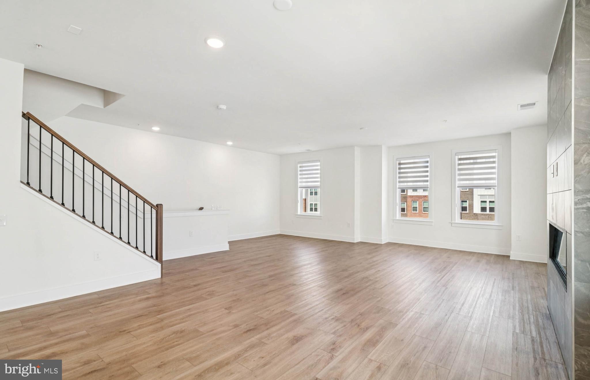 BELMONT OVERLOOK - Residential