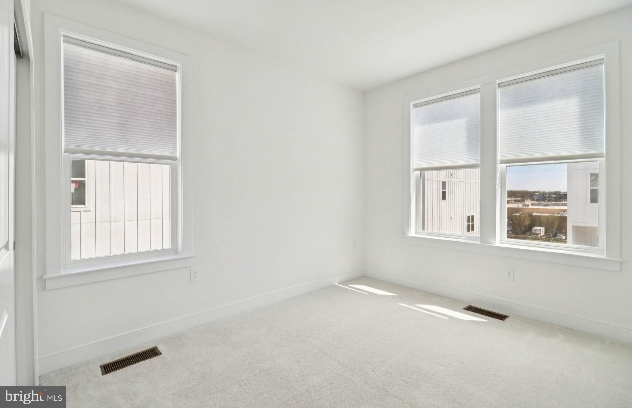 BELMONT OVERLOOK - Residential