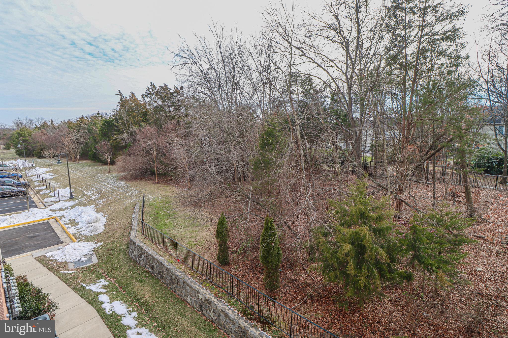 BROADLANDS - Residential