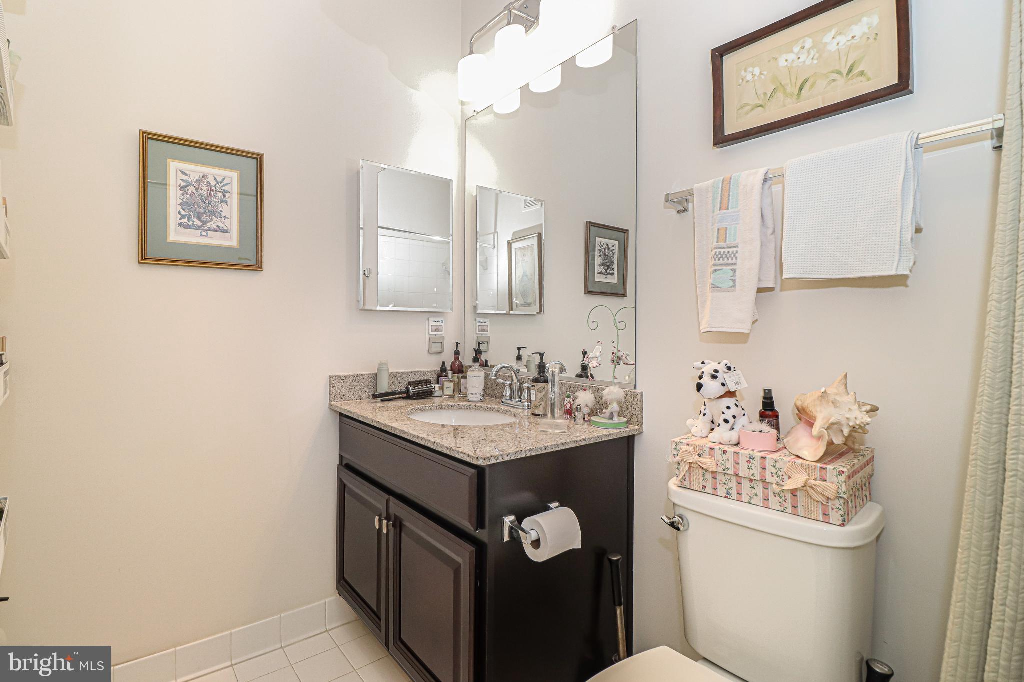 BROADLANDS - Residential