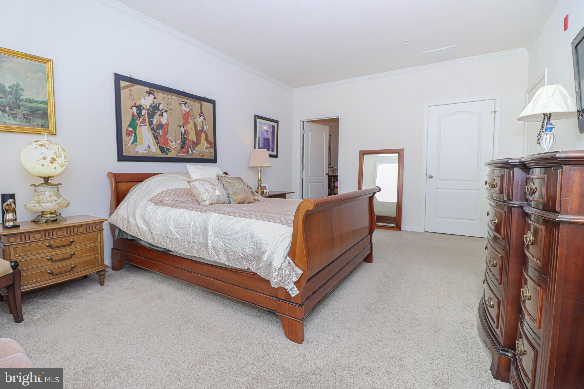 BROADLANDS - Residential