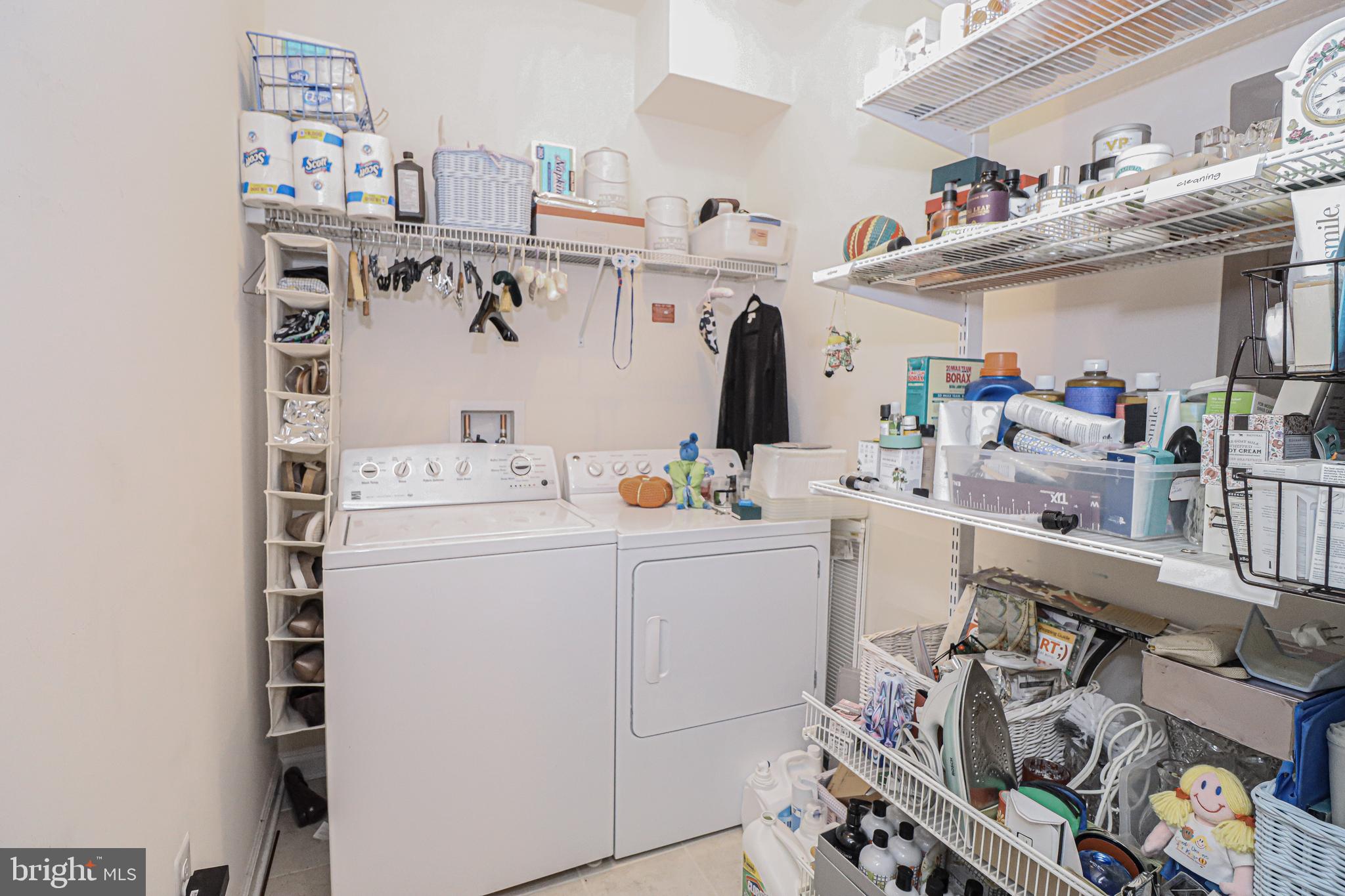 BROADLANDS - Residential