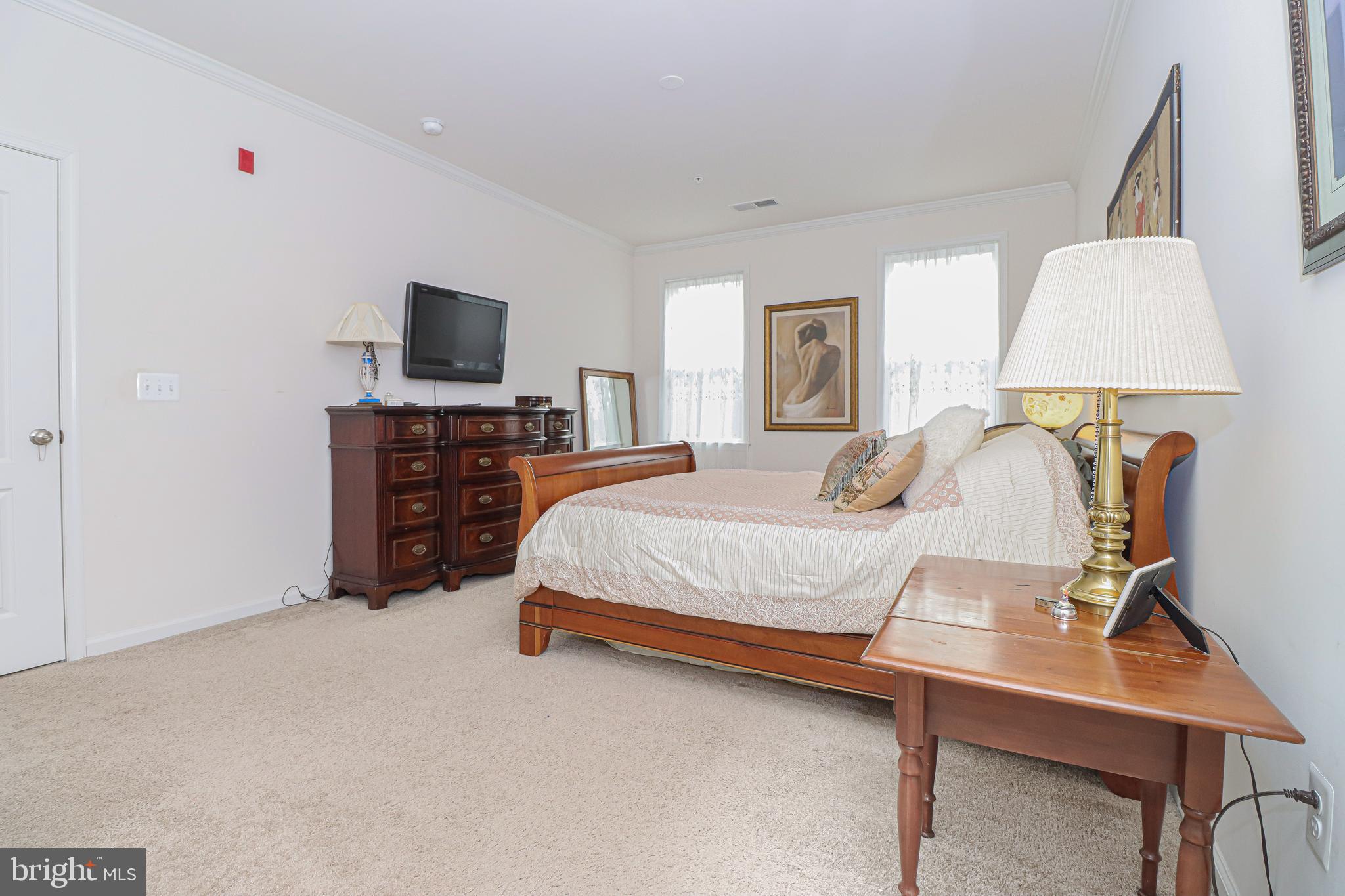 BROADLANDS - Residential