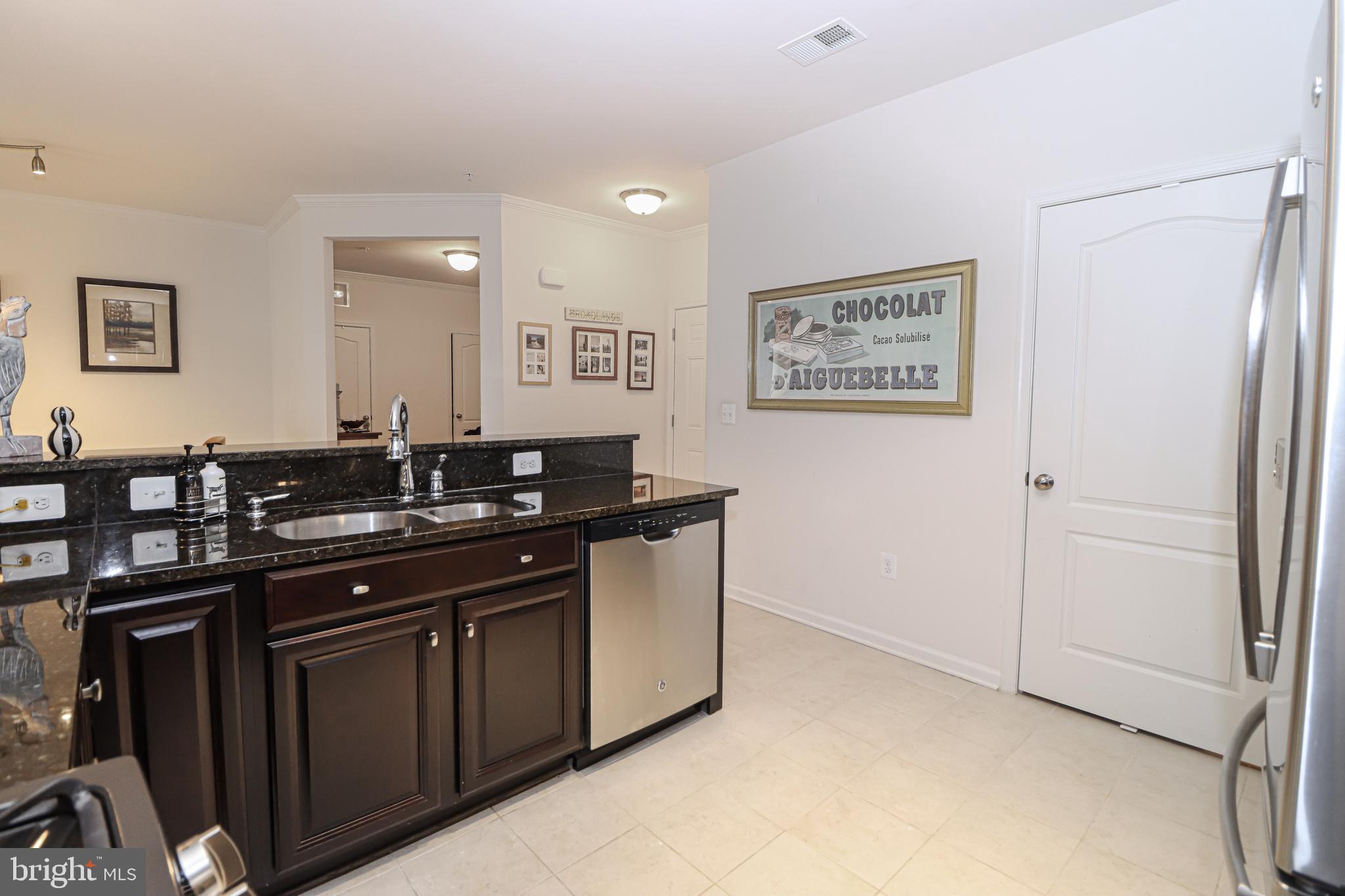 BROADLANDS - Residential