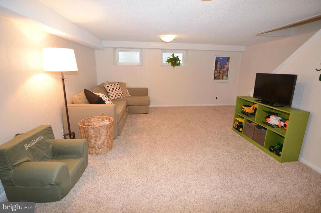 FAIRLINGTON - Residential