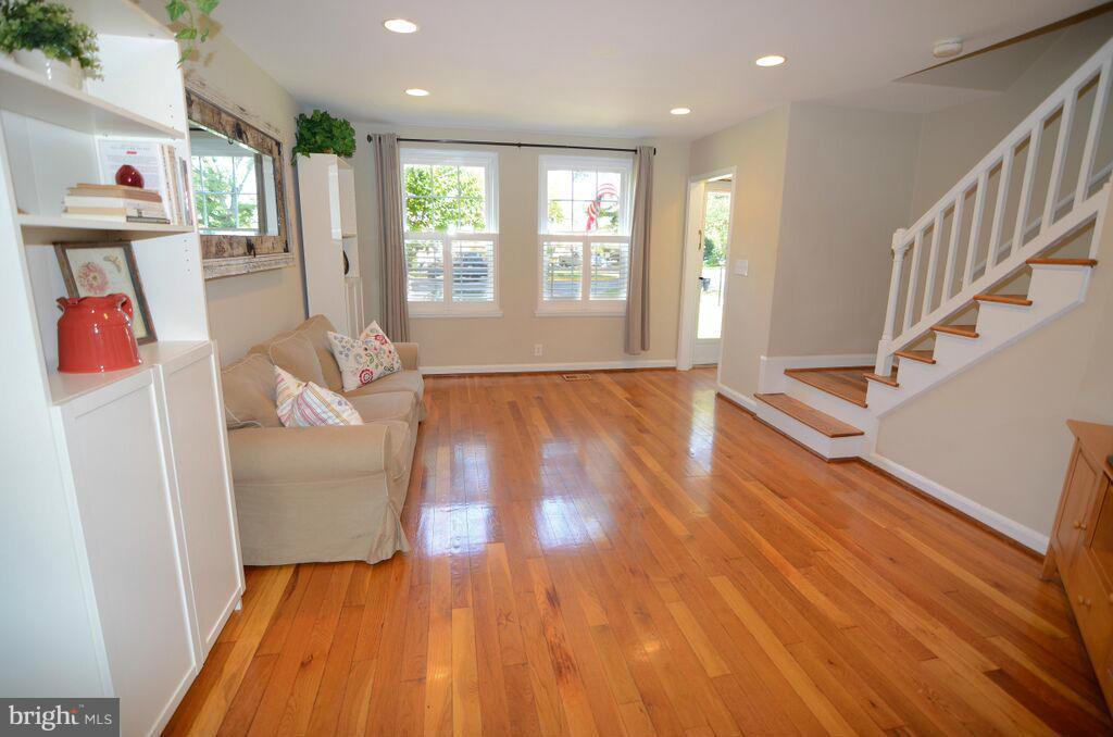 FAIRLINGTON - Residential