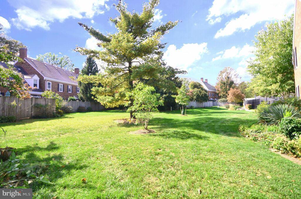 FAIRLINGTON - Residential