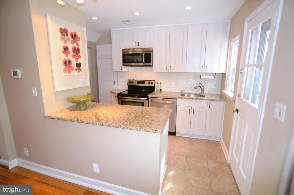 FAIRLINGTON - Residential