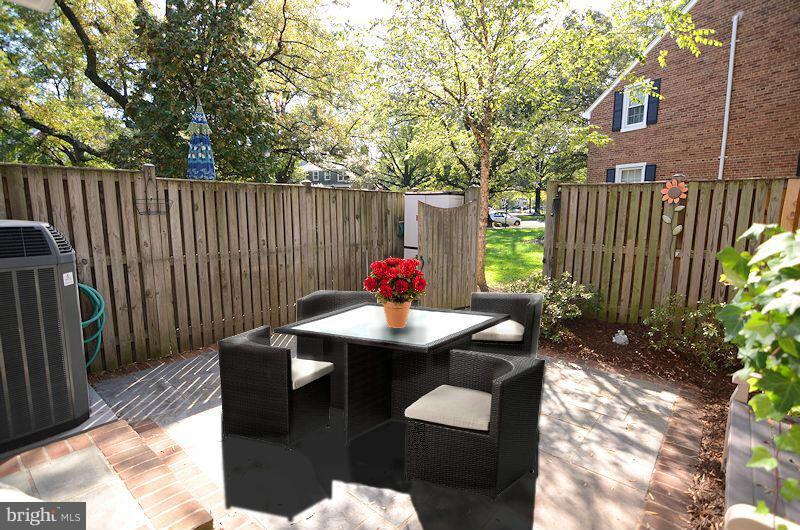 FAIRLINGTON - Residential