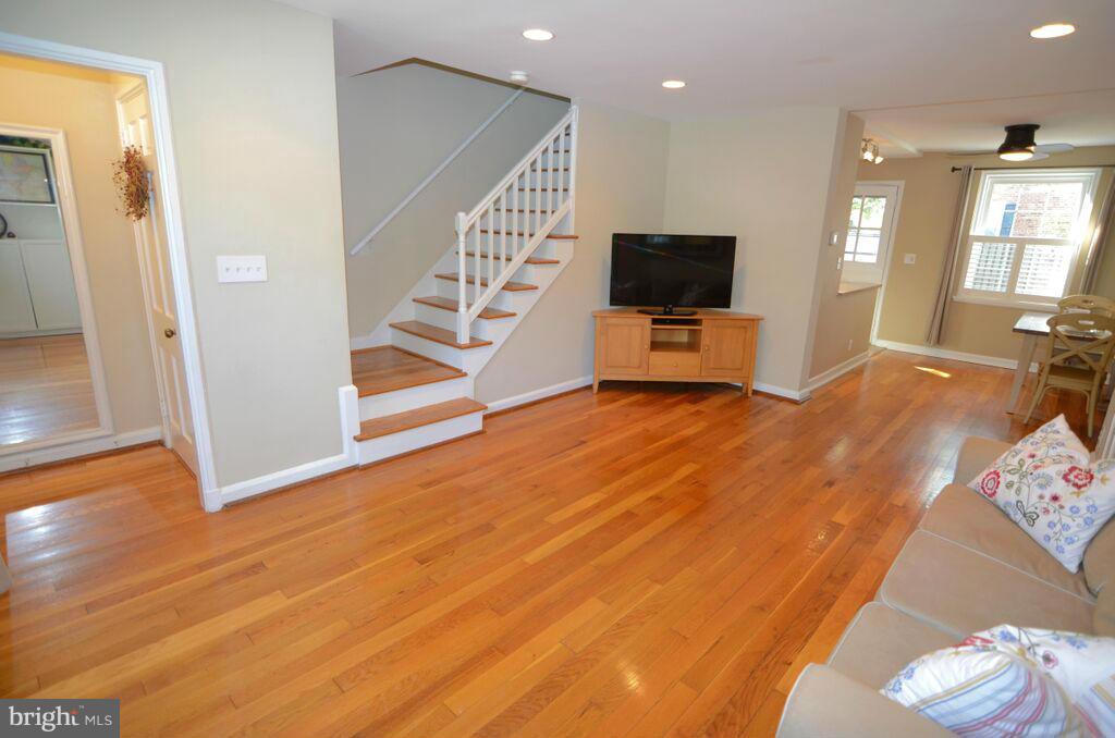 FAIRLINGTON - Residential