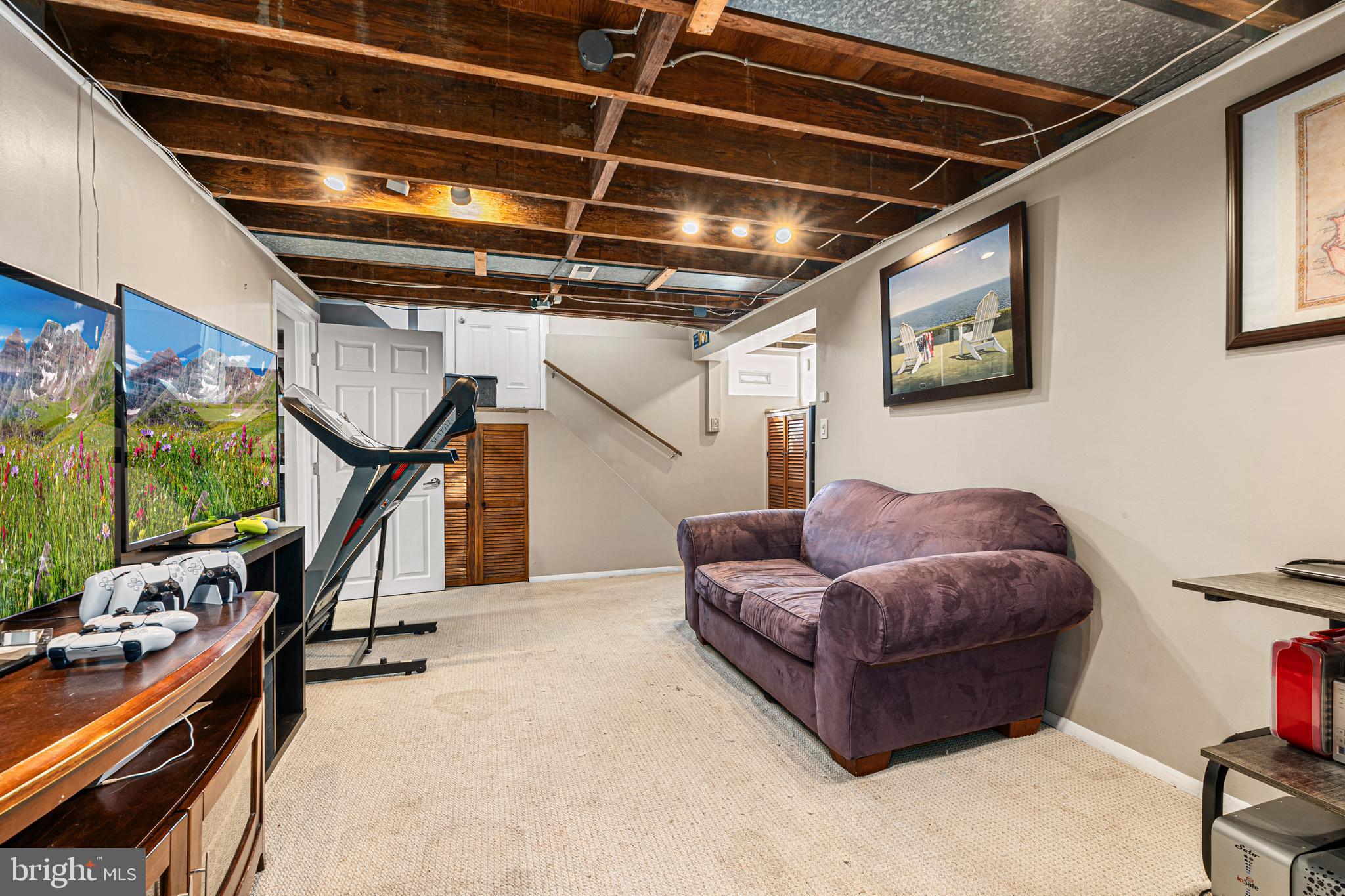 HILLBROOK - Residential